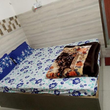 Budget Hotel Патна Екстериор снимка